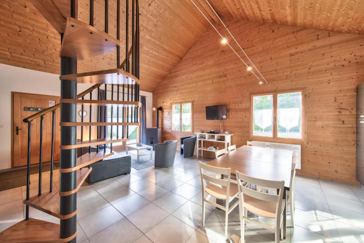 Chalet De Charme - Le Martinet Ney Exterior foto