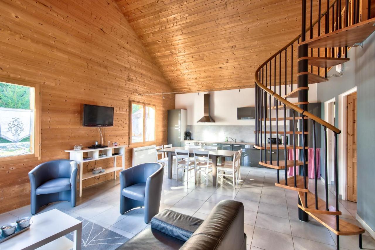 Chalet De Charme - Le Martinet Ney Exterior foto